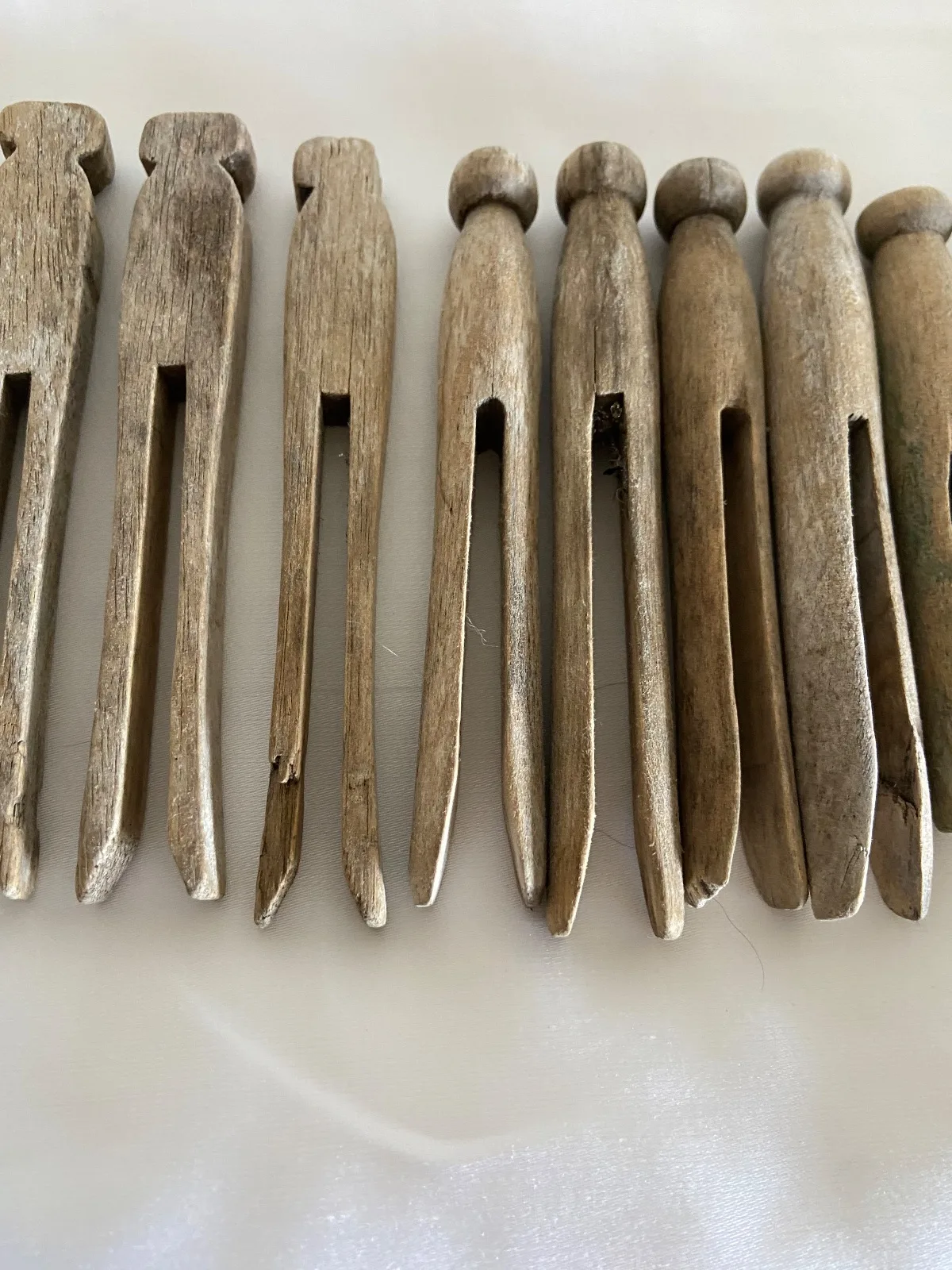 14 Vintage wooden dolly pegs, for art, craft or display — photo 3
