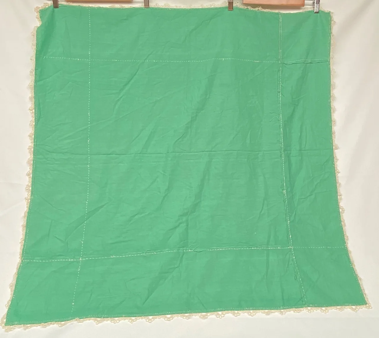 Vintage 1950s Mint Green Tablecloth Handmade Great Condition — photo 7