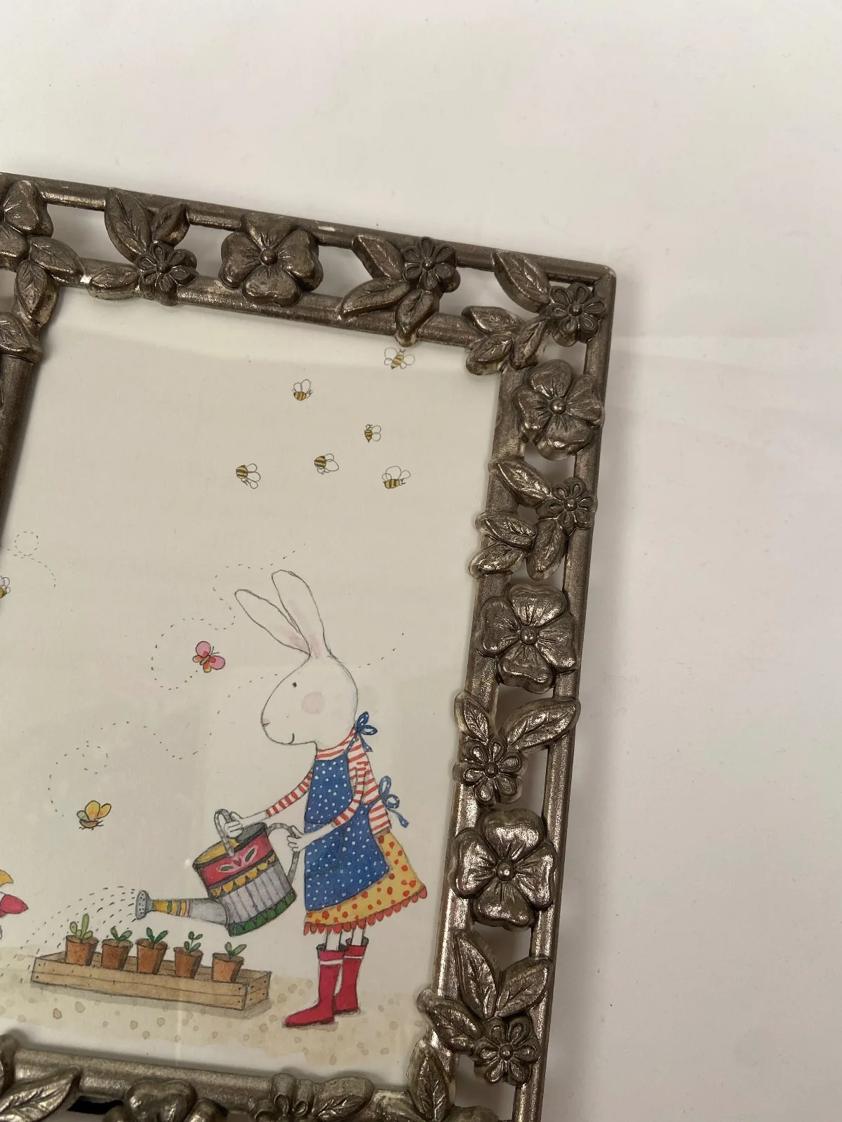 Ruby red Shoes bookleaf in Vintage Pens Paper & Presents frame — photo 5