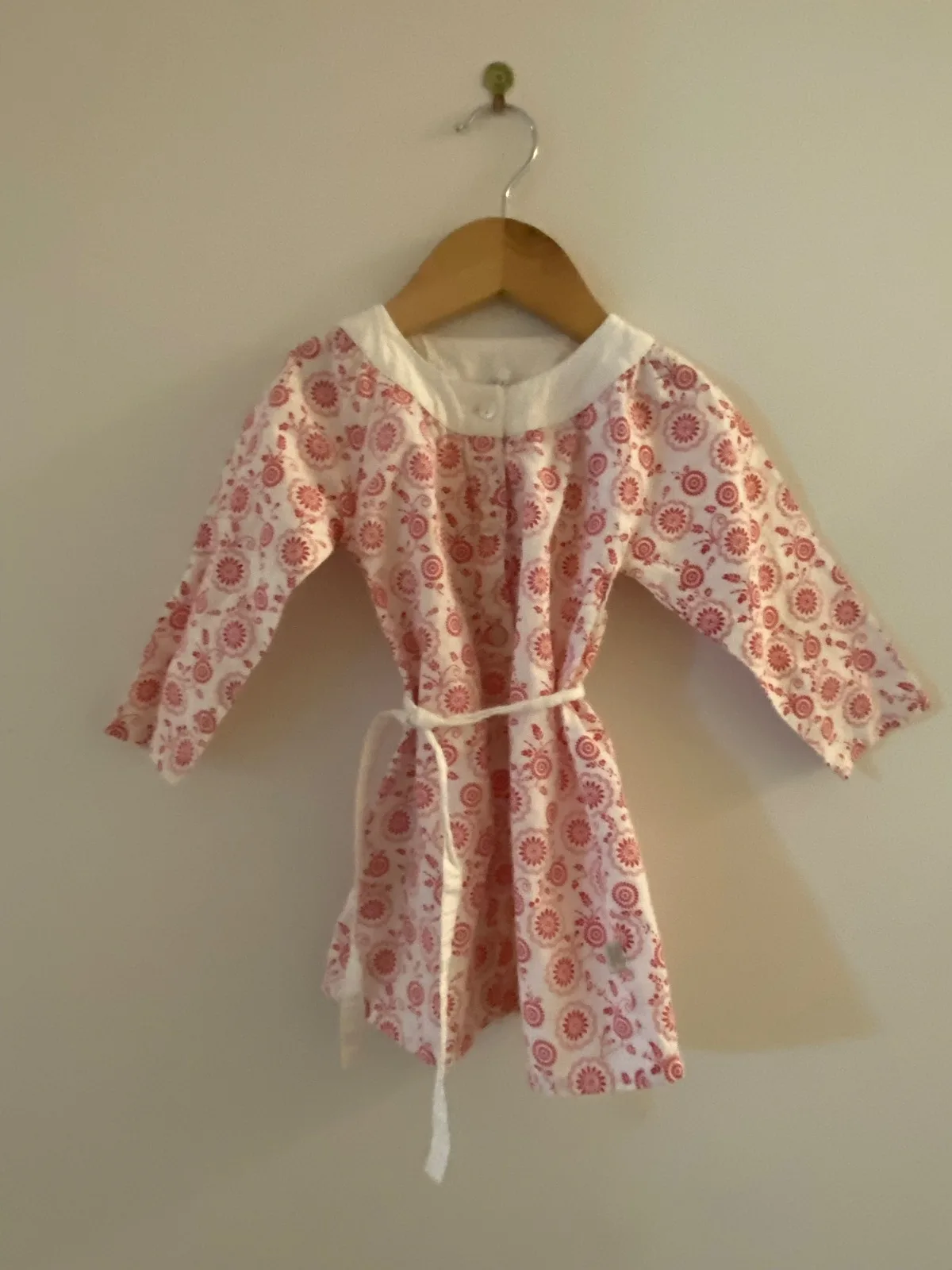 Gaia Dress Size 1 Organic Cotton Red and White Flower Pattern — photo 2