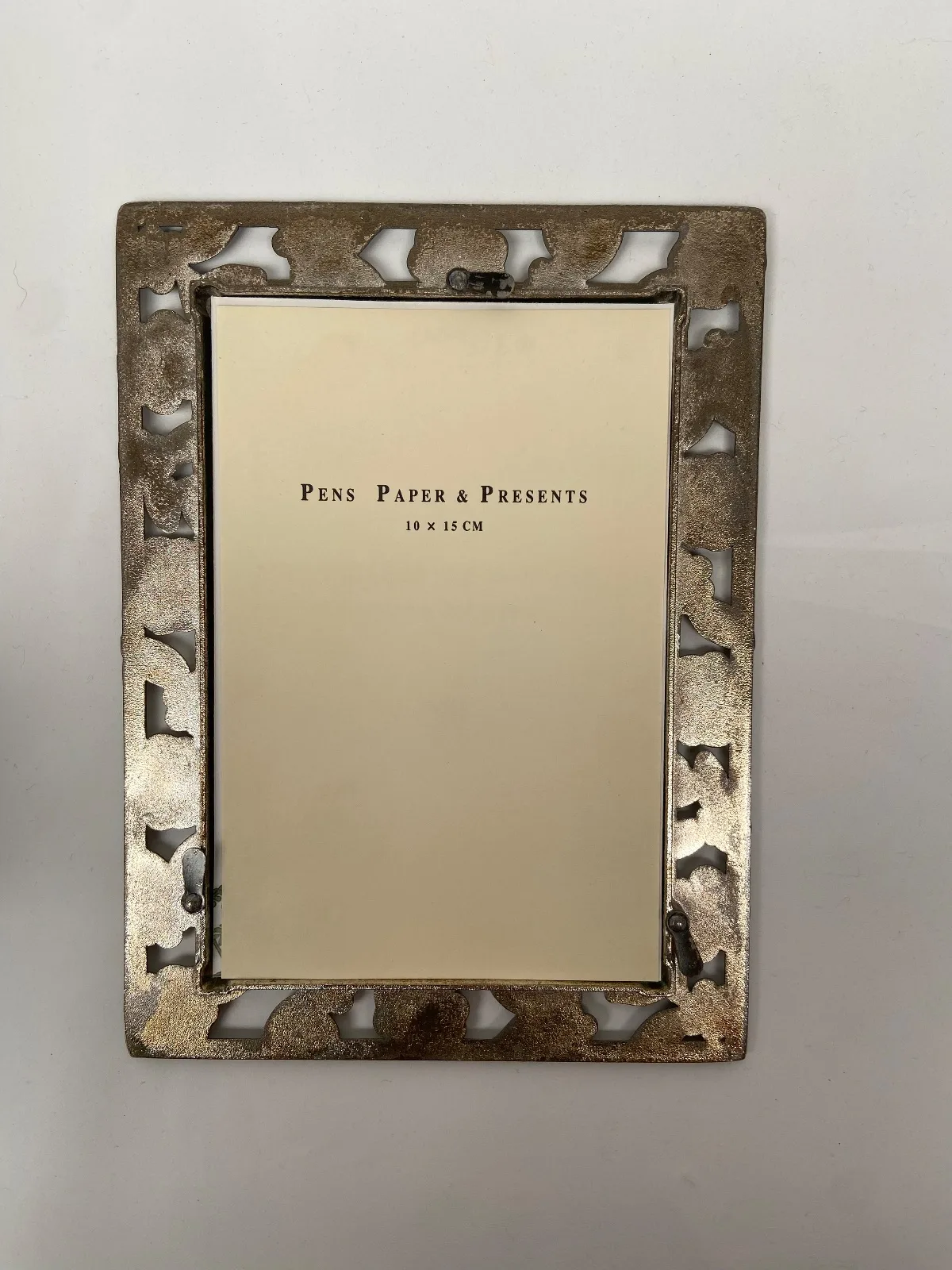 Ruby red Shoes bookleaf in Vintage Pens Paper & Presents frame — photo 2