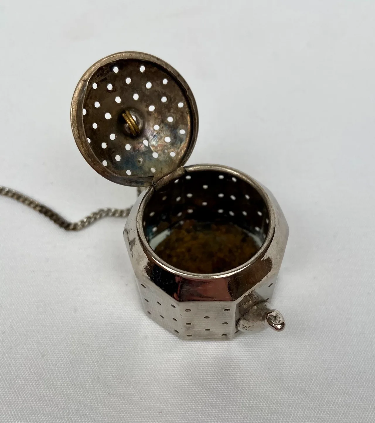 Vintage Tea Infuser Made in Japan in the shape of a Teapot — photo 6