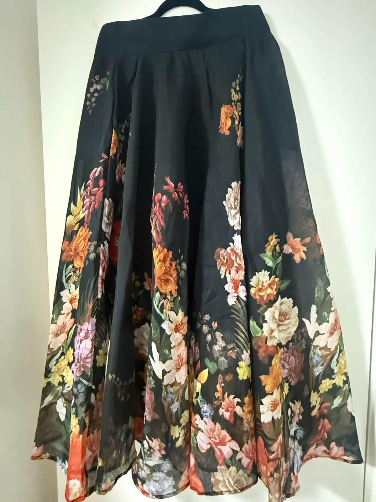 Ladies clothes — photo 2