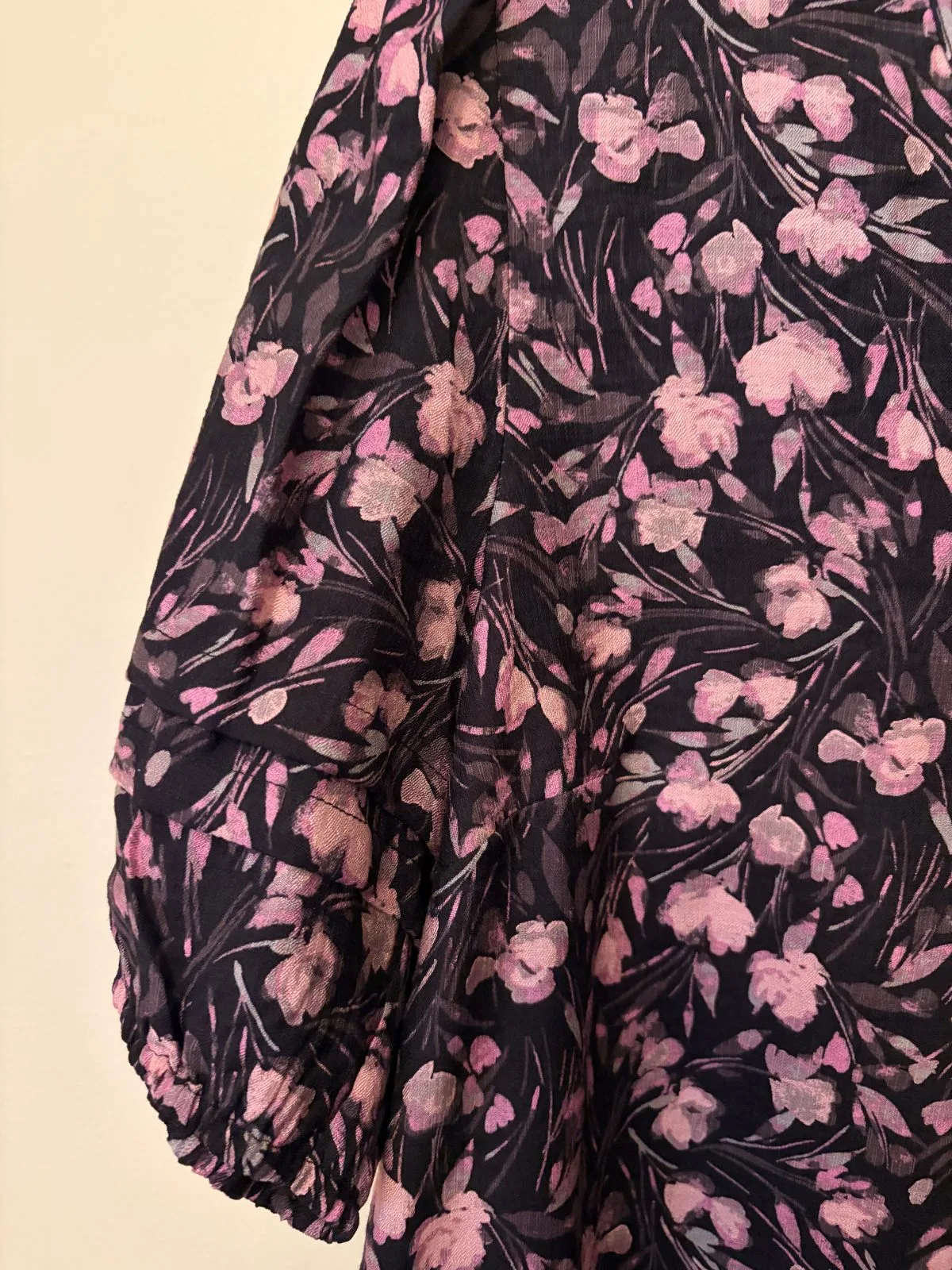 Khoko V Neck Blouse Whisper Floral Pink on Black — photo 3