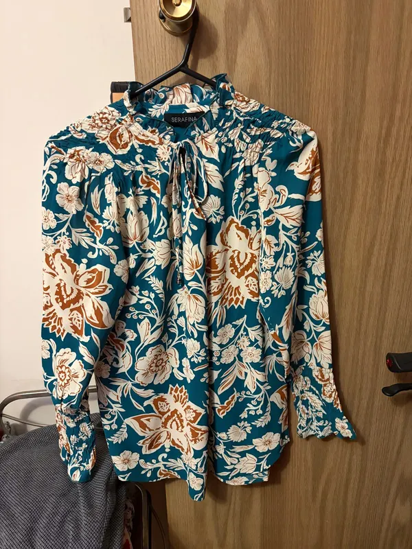 Vintage Serafina Blouse. Green silky fabric with cream and brown flower pattern.