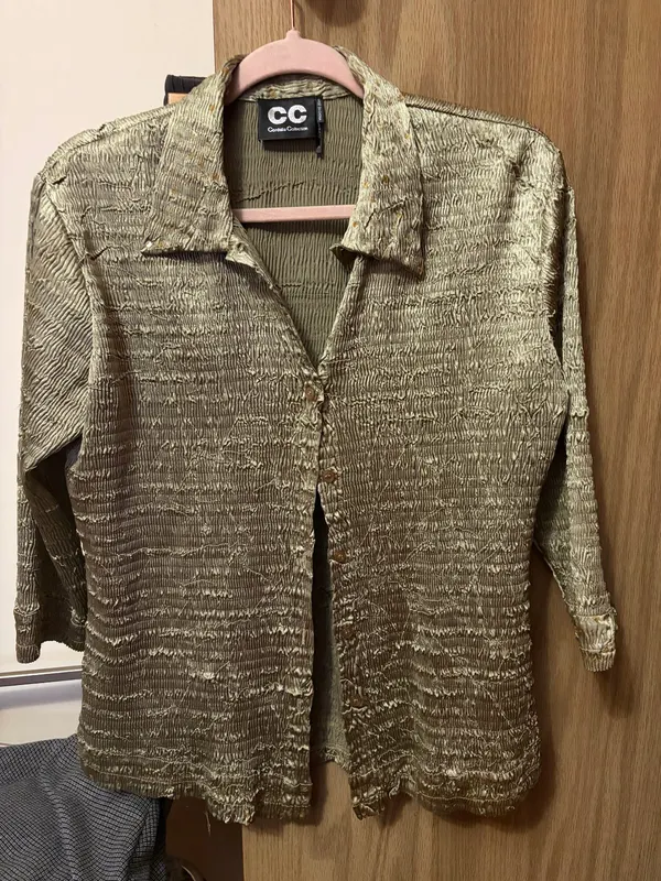 Vintage Cordelia Collection Blouse. Pale Green stretchy, glossy fabric. Size 14