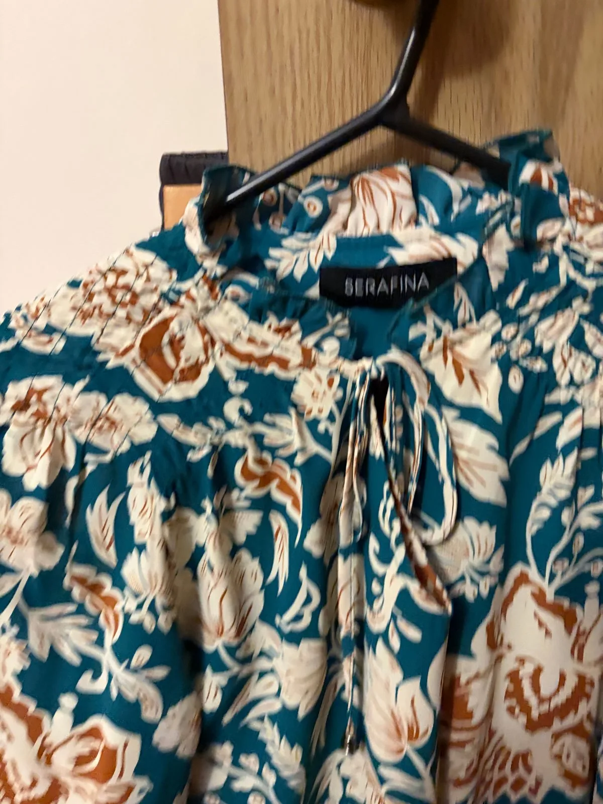 Vintage Serafina Blouse. Green silky fabric with cream and brown flower pattern. — photo 2