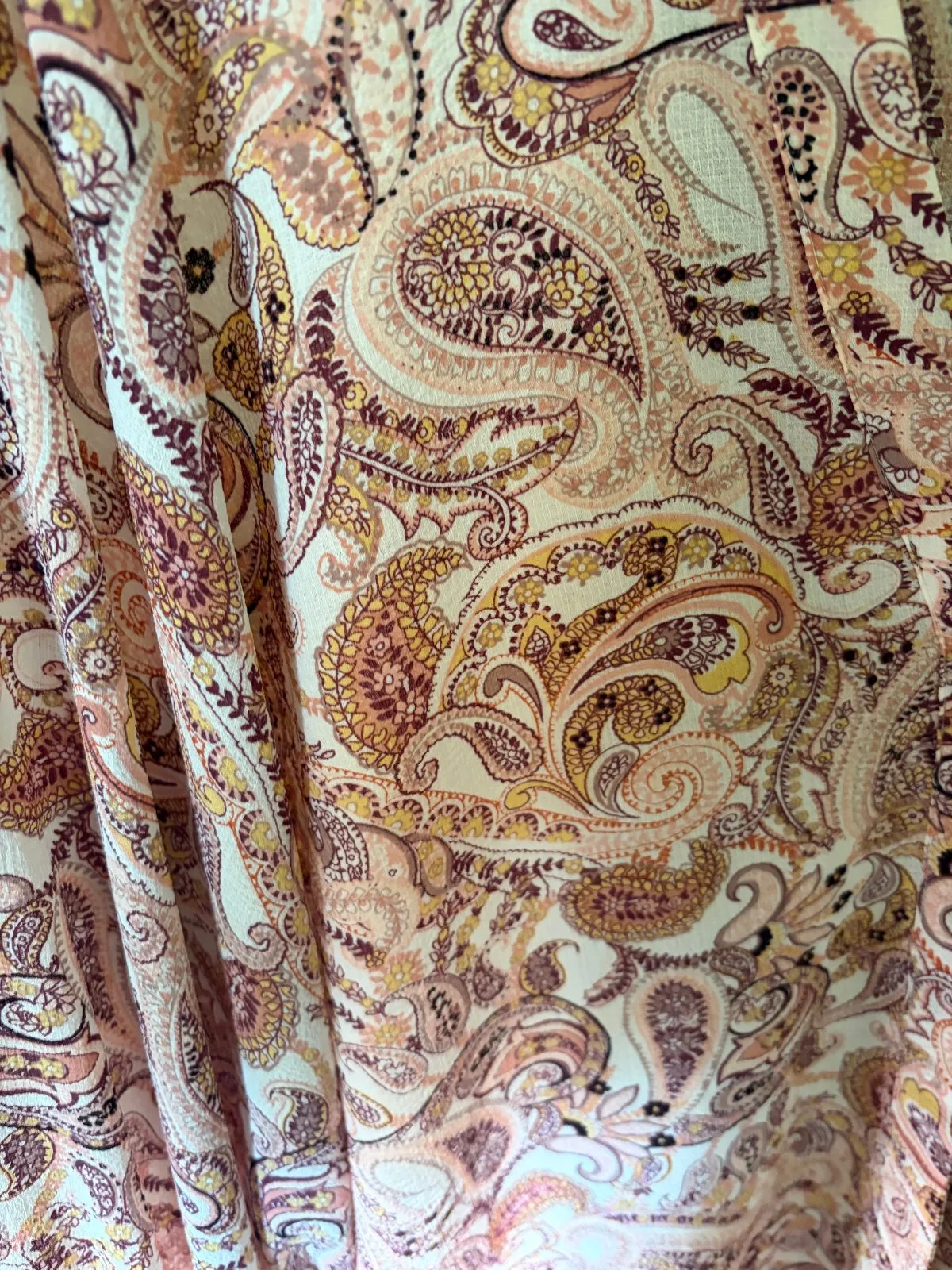 Vintage Pink Paisley Blouse – Excellent Condition — photo 4