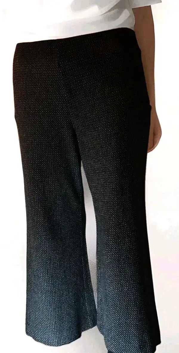 Veronika Maine Birdseye Knit Pants Womens 10 Cropped Flare Button Cuff Trousers