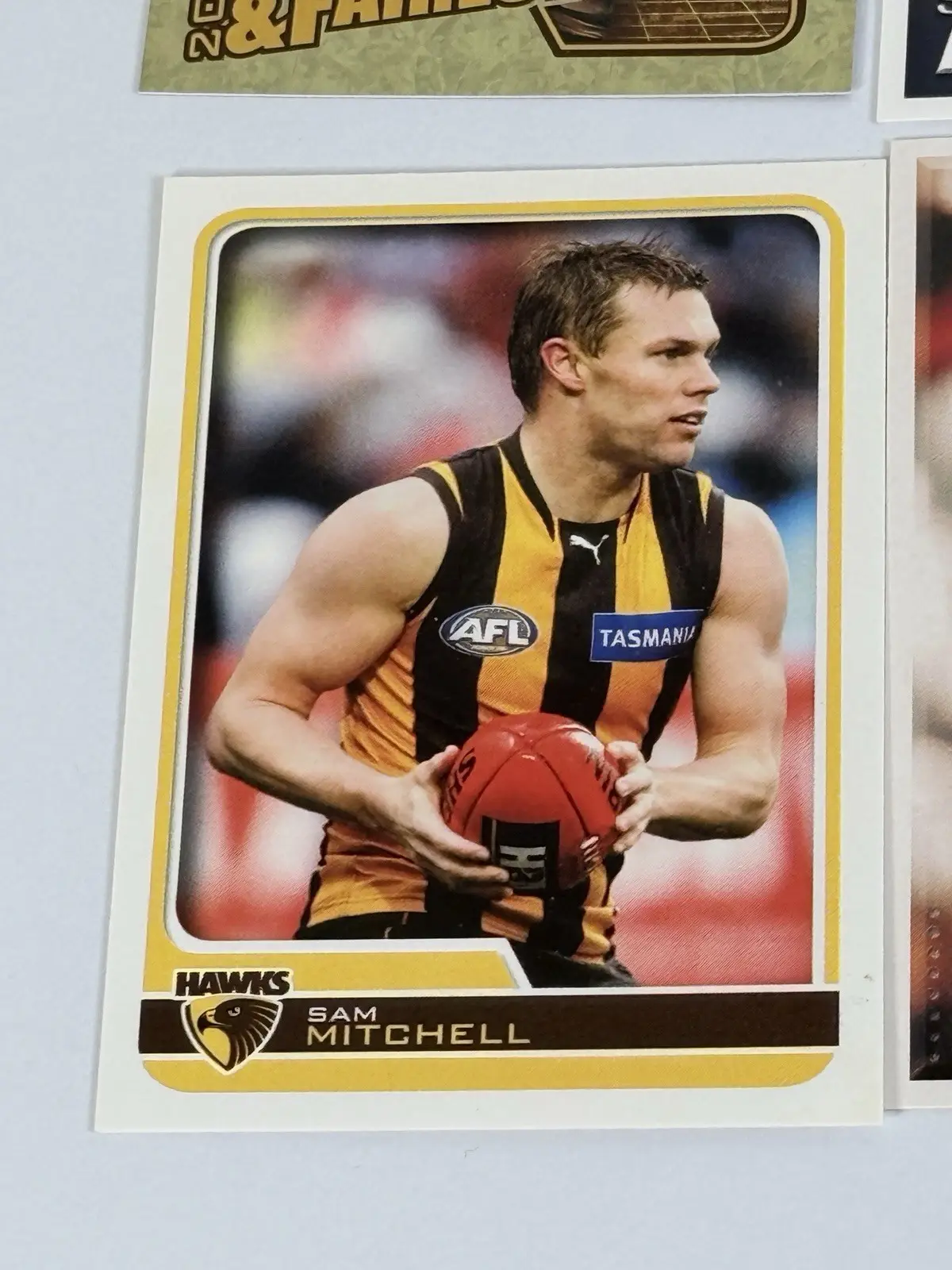 Select Sam Mitchell Hawthorn Hawks AFL 2009 Best & Fairest 6 Card Lot – photo 7