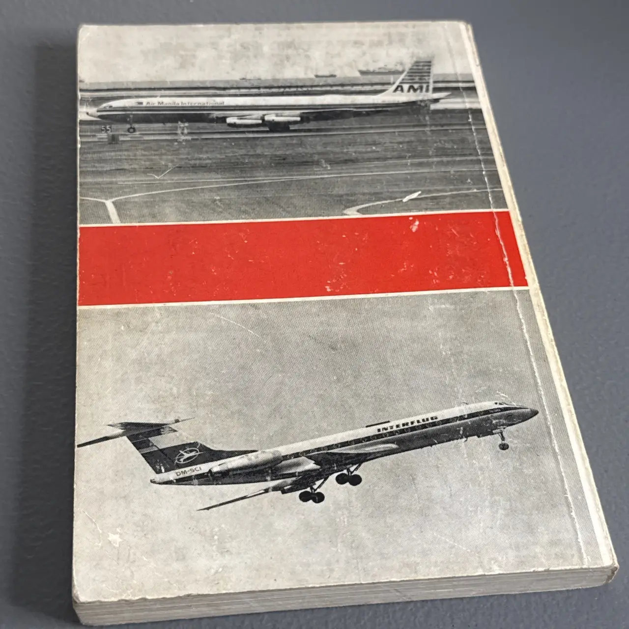 World Airline Fleets Handbook 1976 paperback – photo 2