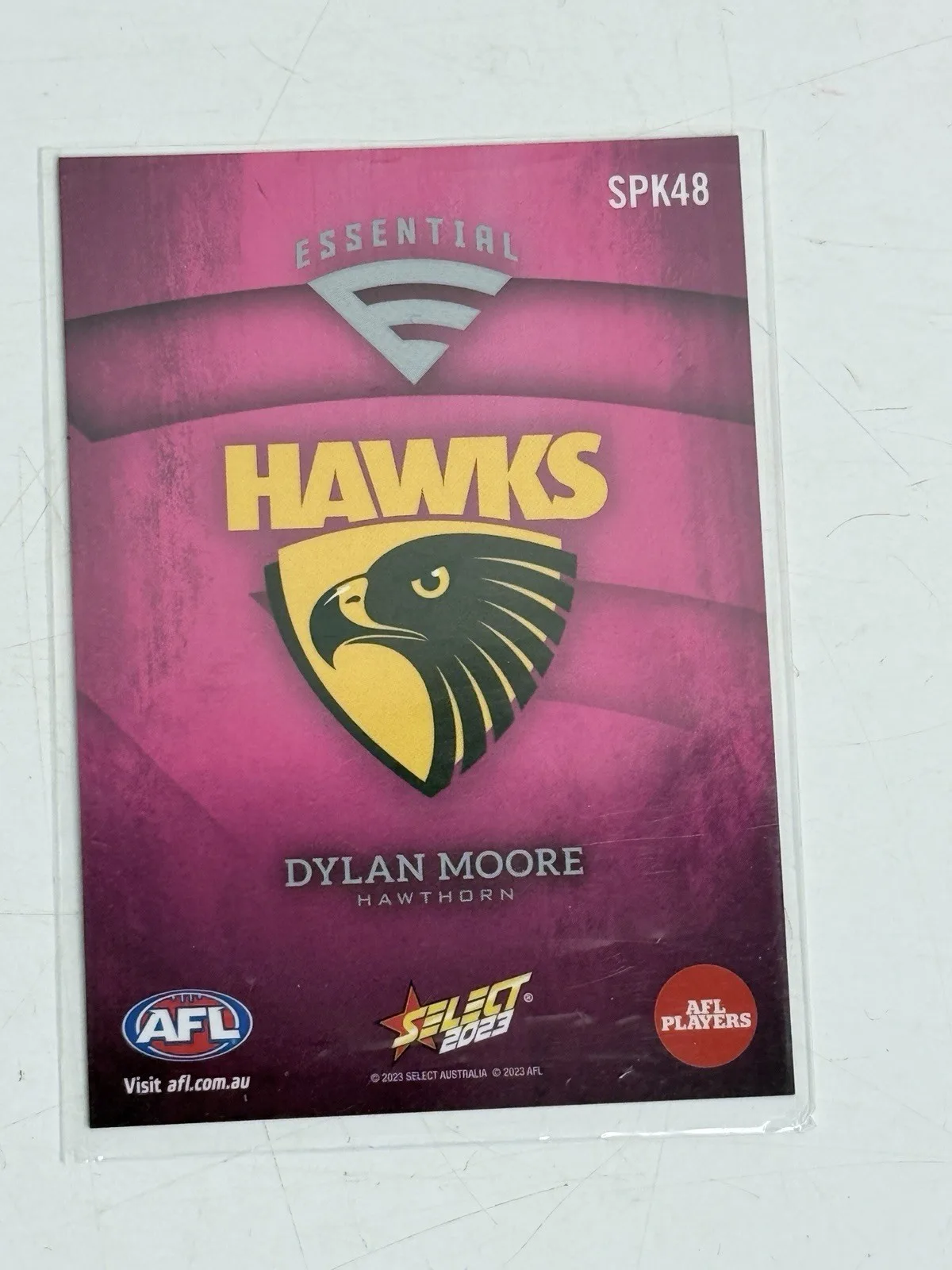 Select 2023 AFL Essential Insert Dylan Moore Hawthorn SPK48 Trading Card – photo 2
