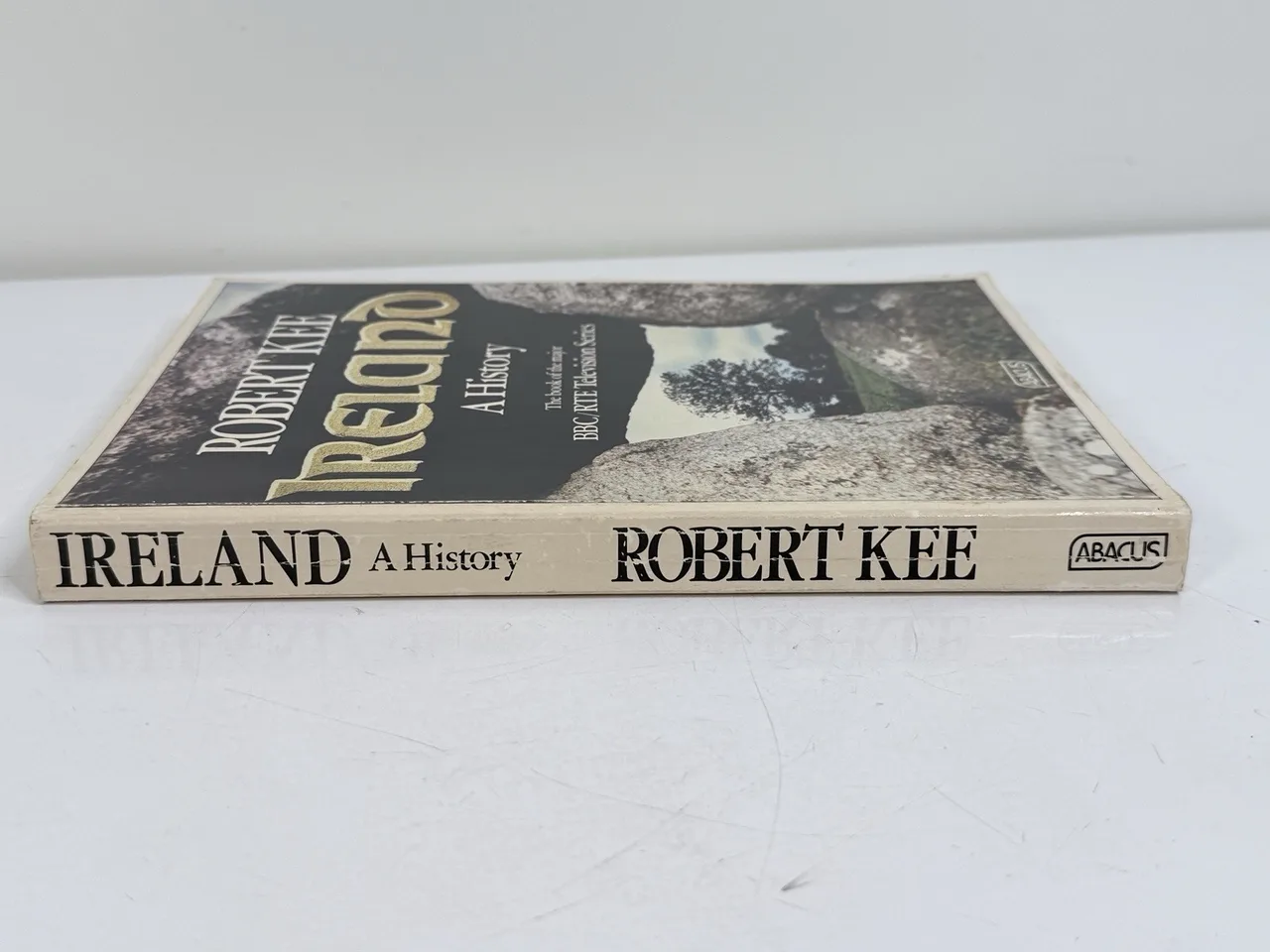 Robert Kee Ireland: A History Abacus Paperback BBC/RTE Television Series – photo 5