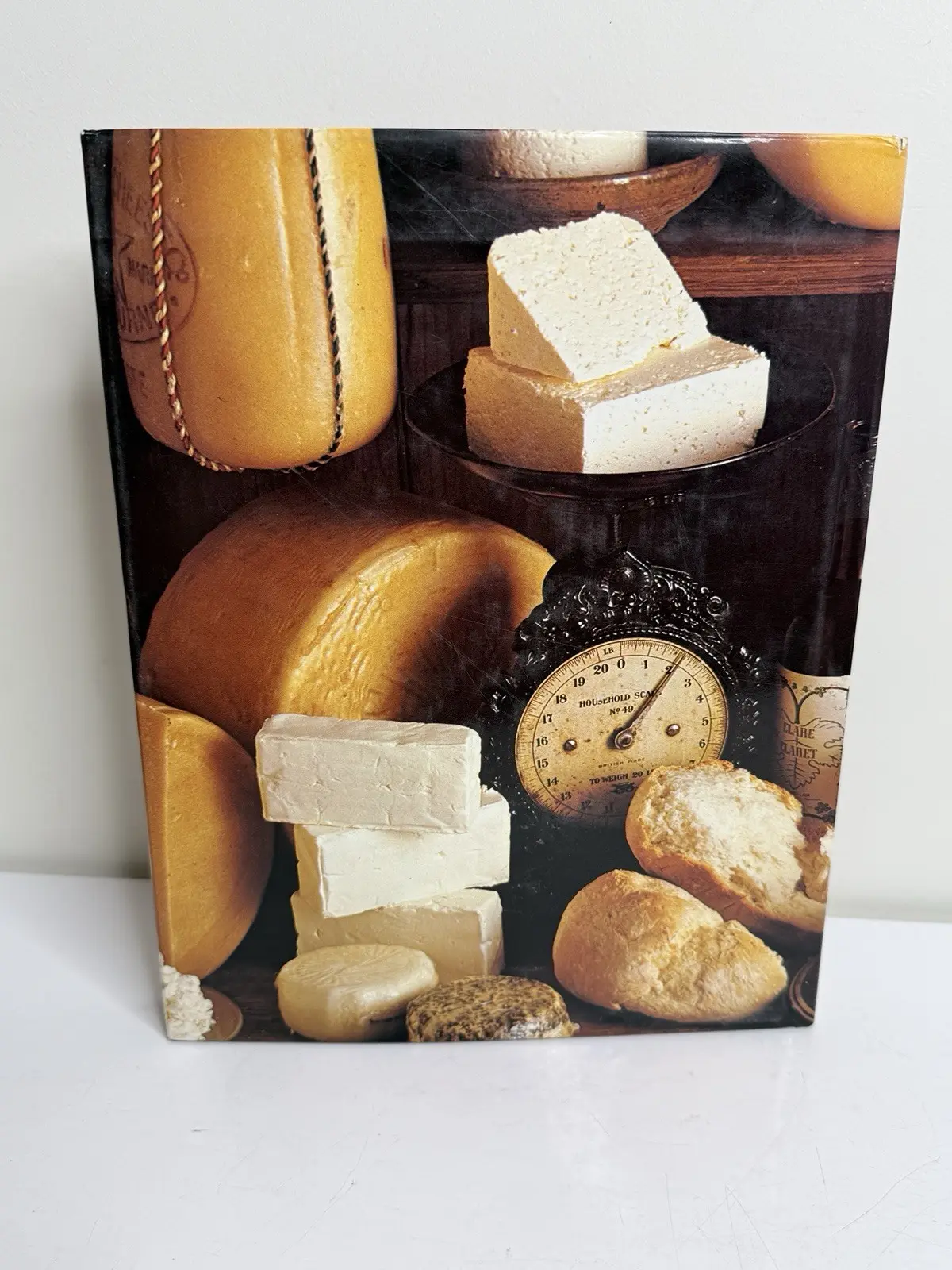 A Guide to Australian Cheese Hardcover Josef Vondra Lansdowne Press 1971 – photo 2