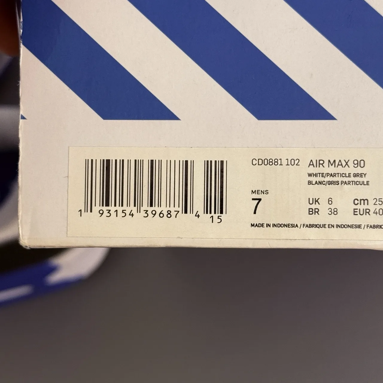 Size 8.5 - Nike Air Max 90 Hyper Royal – photo 6