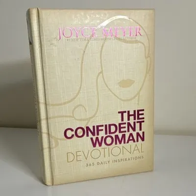Joyce Meyer The Confident Woman Devotional: 365 Daily Inspirations Hardcover