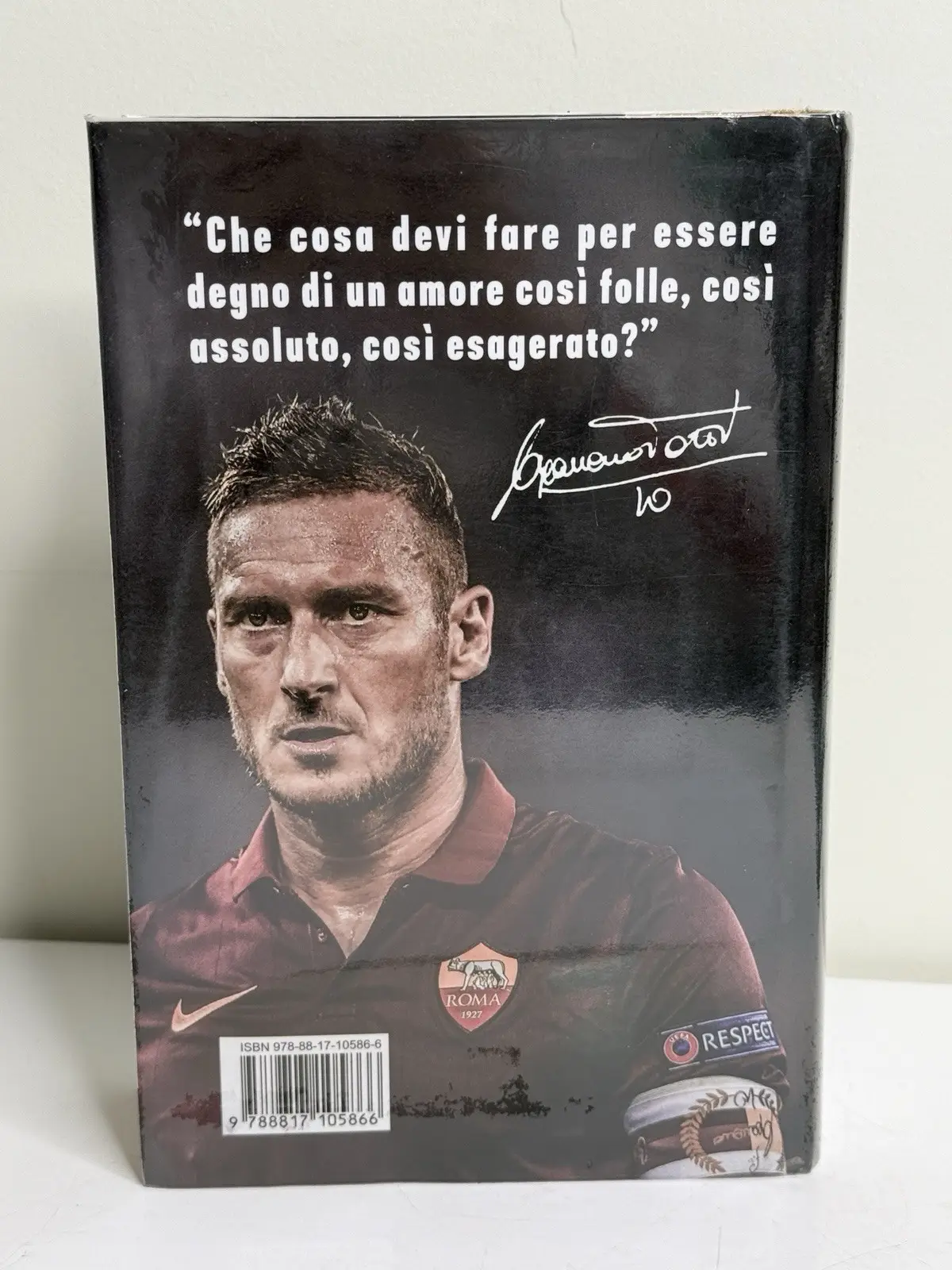 Francesco Totti, Paolo Condò Un capitano (Italian) Hardcover Biography 2018 – photo 2