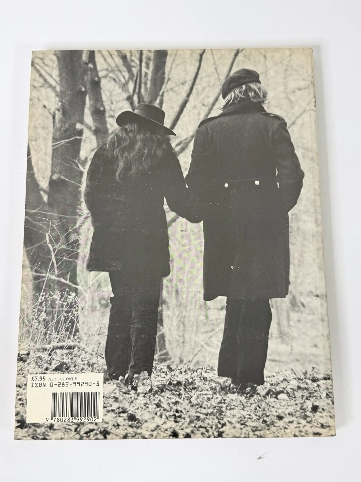 Listen to These Pictures: John Lennon Photos by Bob Gruen Paperback Illustrated – photo 3