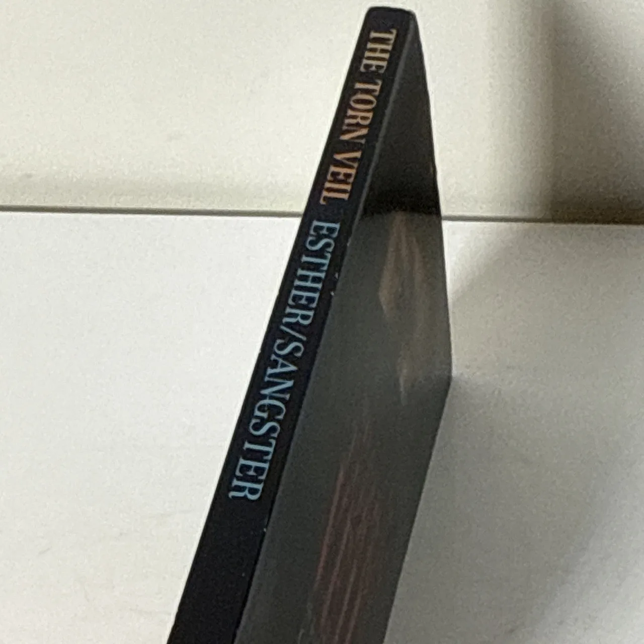 The Torn Veil Gulshan Esther & Thelma Sangster Beyond The Veil (1984 PB) – photo 3