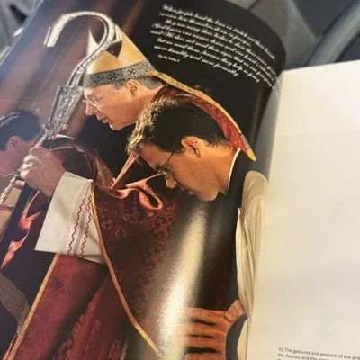 This Is The Mass Special Souvenir Edition 2008 Cardinal Pell Pictorial – photo 9