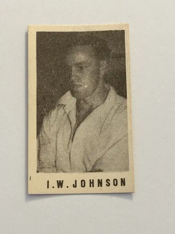 I.W. Johnson 1945-6 Cricket Base Set No. 1 Ian Johnson Victoria Australia Card