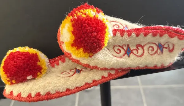Kids Greek Slippers Original Minas Woollen No24 UK7