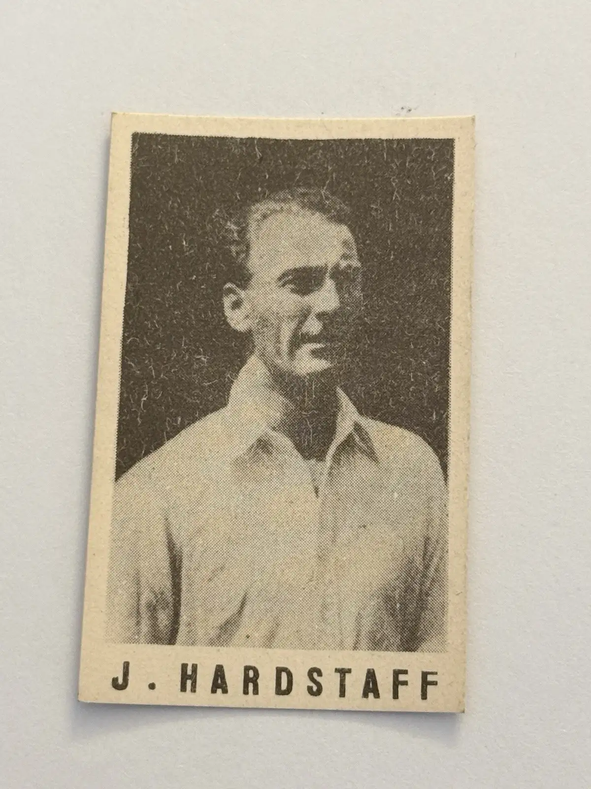 Joe Hardstaff England Cricket Sports Trading Card Single Card (Front & Back) – photo 2