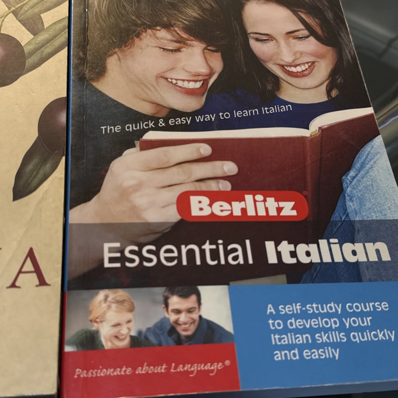 Italian Book Bundle Villa Fortuna Berlitz Italian Essential Study Book 200 – photo 3