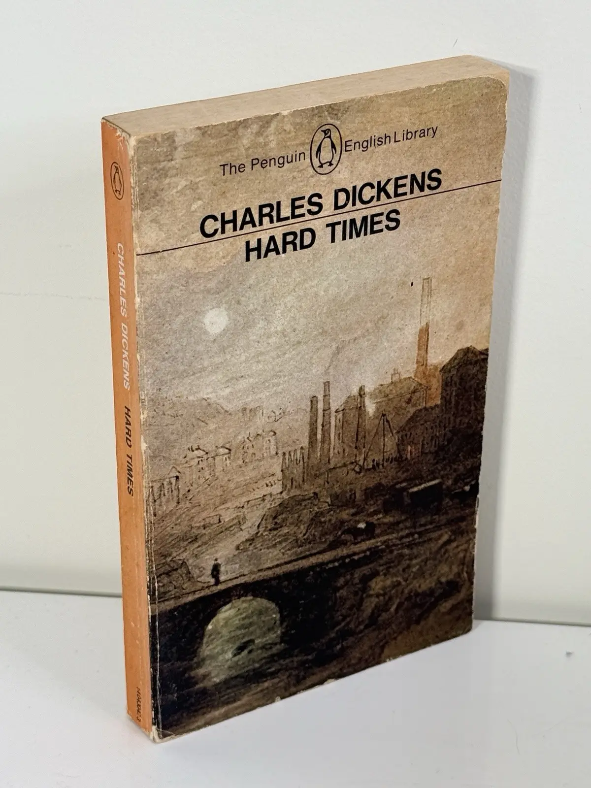 Penguin English Library Hard Times by Charles Dickens (Paperback, English) – photo 2