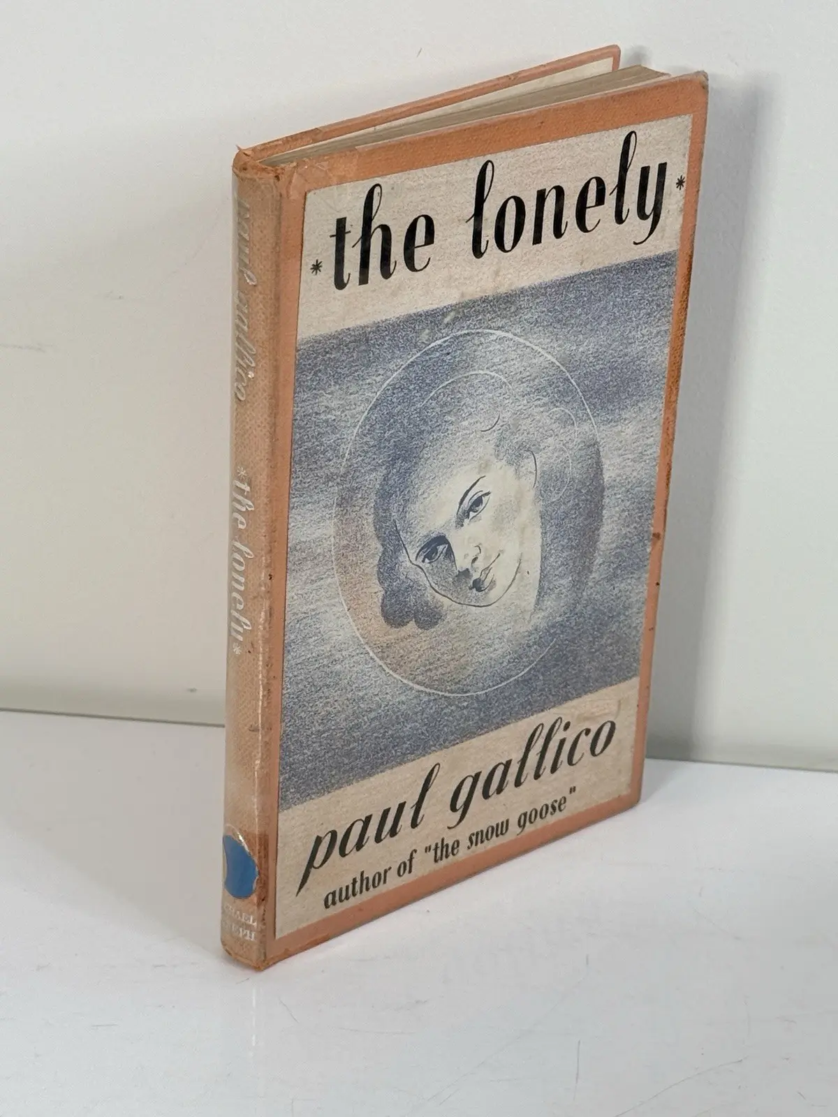 Paul Gallico The Lonely Michael Joseph London 1947 Hardcover Ex-Library – photo 5
