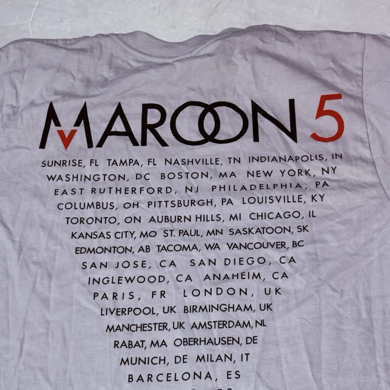 Maroon 5 2015 World Tour T Shirt Concert Band Tee Made USA Grey Small Men’s – photo 9