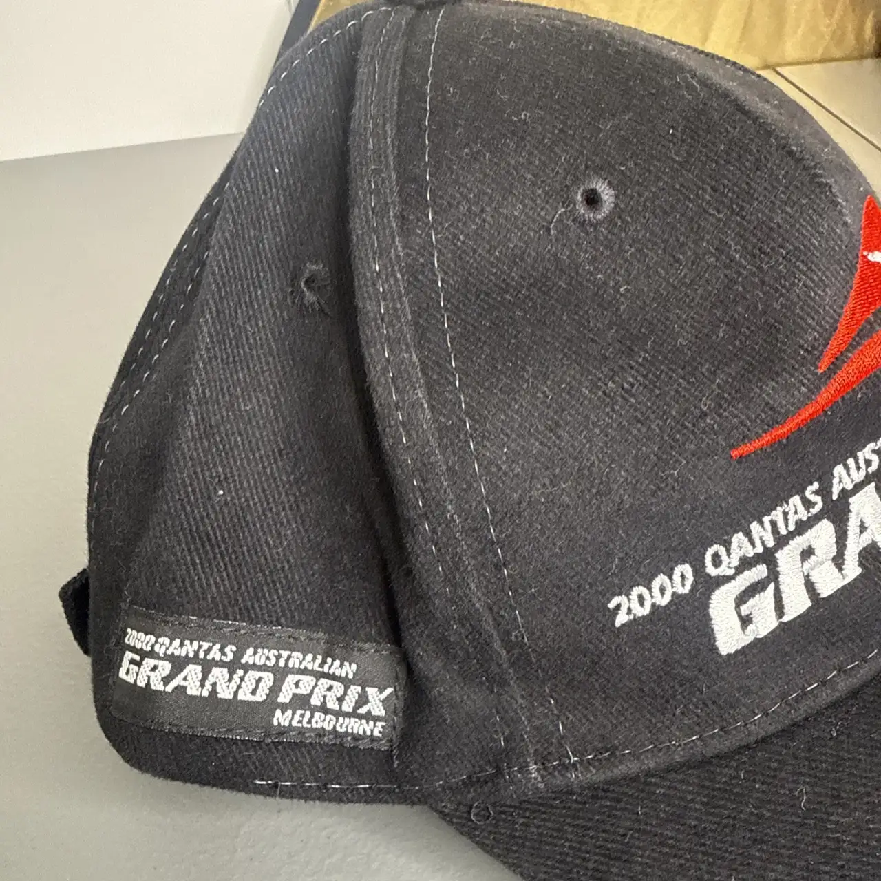 NWT Qantas Australian Grand Prix Melbourne 2000 Baseball Cap New Deadstock – photo 3