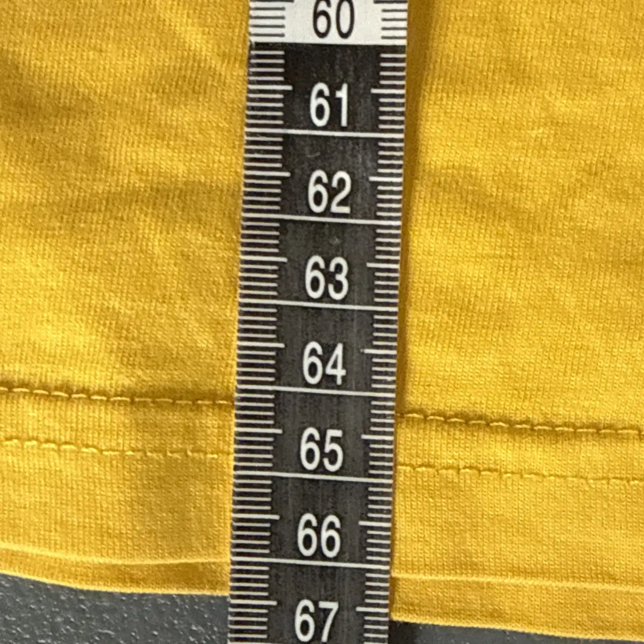 Great Gable Retro Men’s Small T Shirt Yellow With Spell Out – photo 6