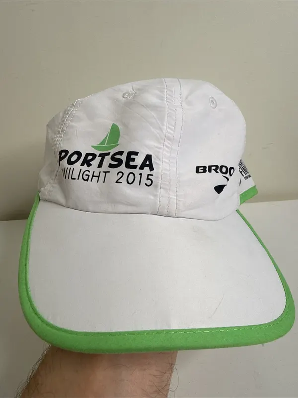 Portsea Twilight Victoria Running Cap White Green