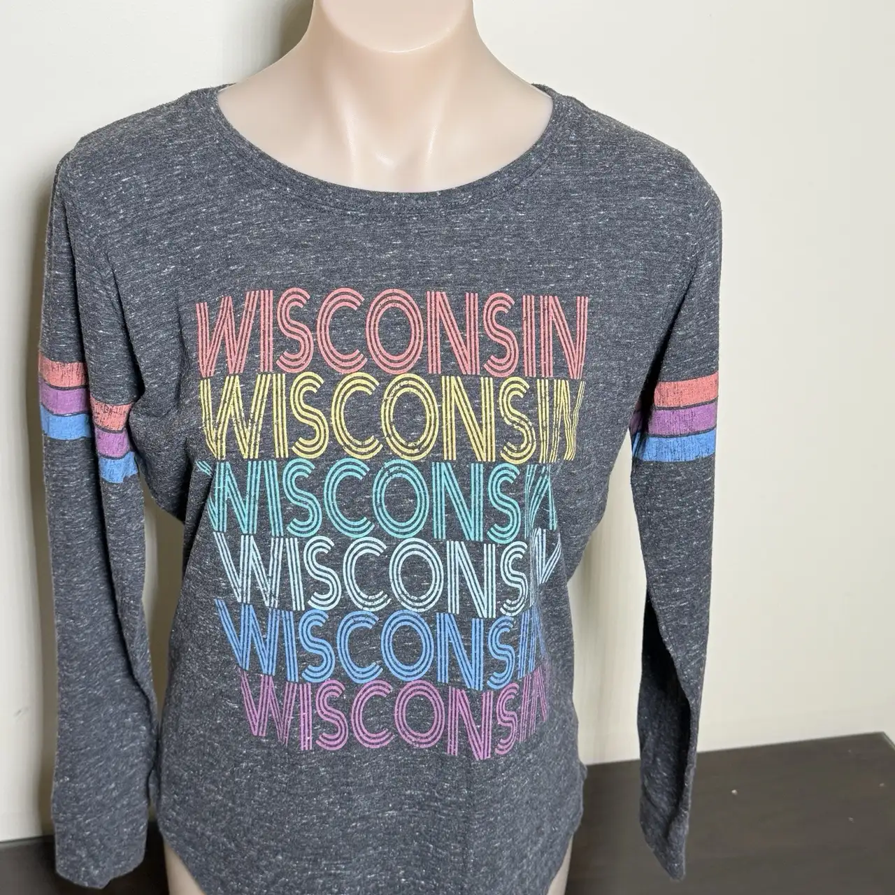 Wisconsin Long Sleeve Mottled Grey T-shirt Colourful Spell Out State Of Mine – photo 2
