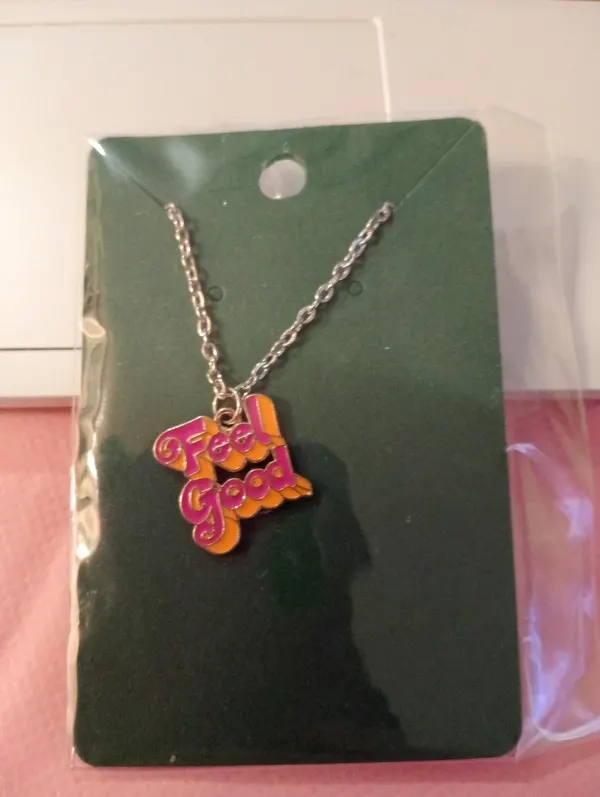 Feel good necklace