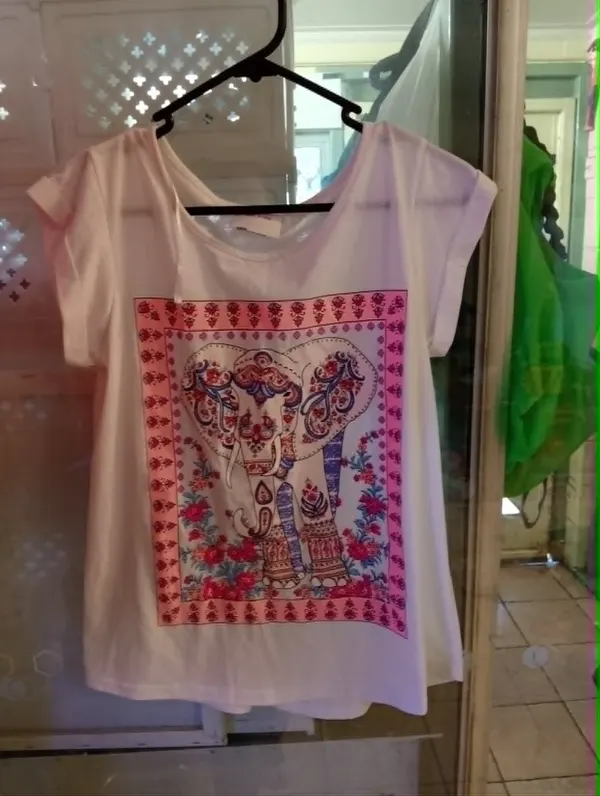 Girls' White and Pink T-shirt