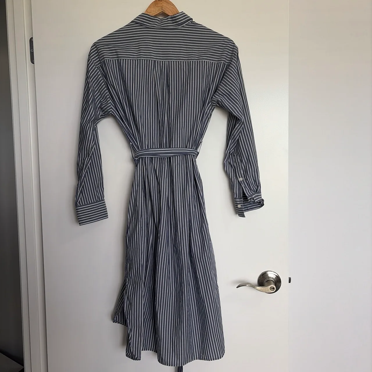UNIQLO Blue/gray & White Striped Shirt Dress with Tie Belt – XS – photo 6
