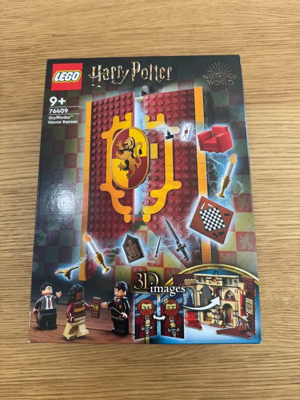 Harry Potter Gryffindor House Banner Lego