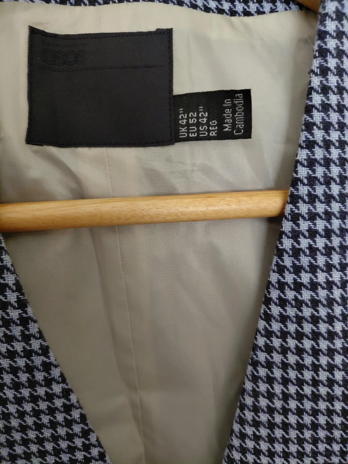 Three Piece Suit — photo 3