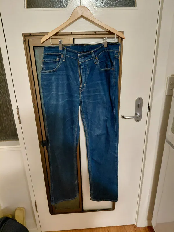 Levis jeans