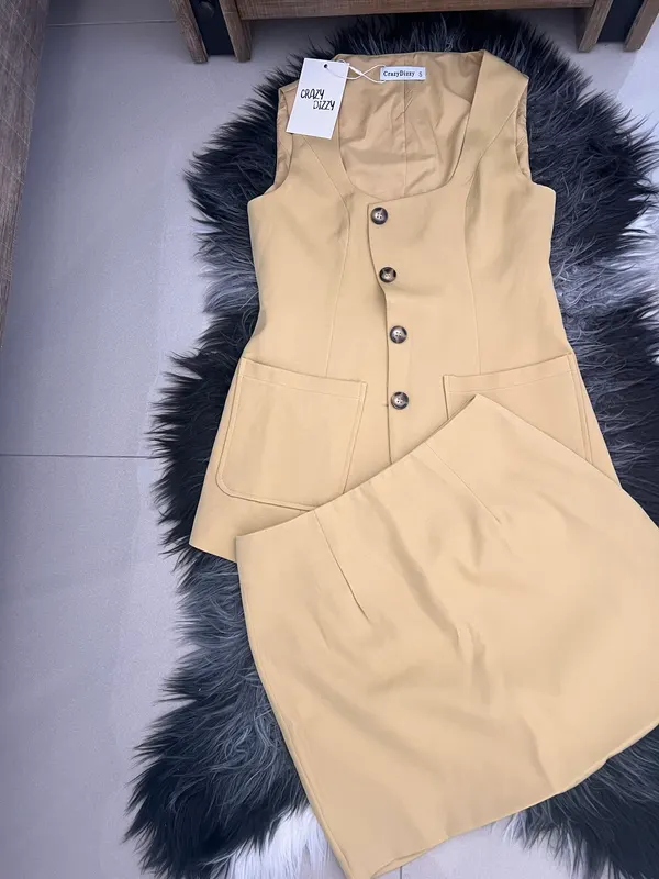 Set of vest and skirt size 8