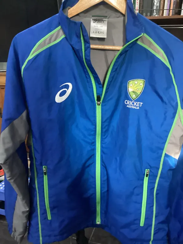 Australian size 12 women’s cricket jacket
