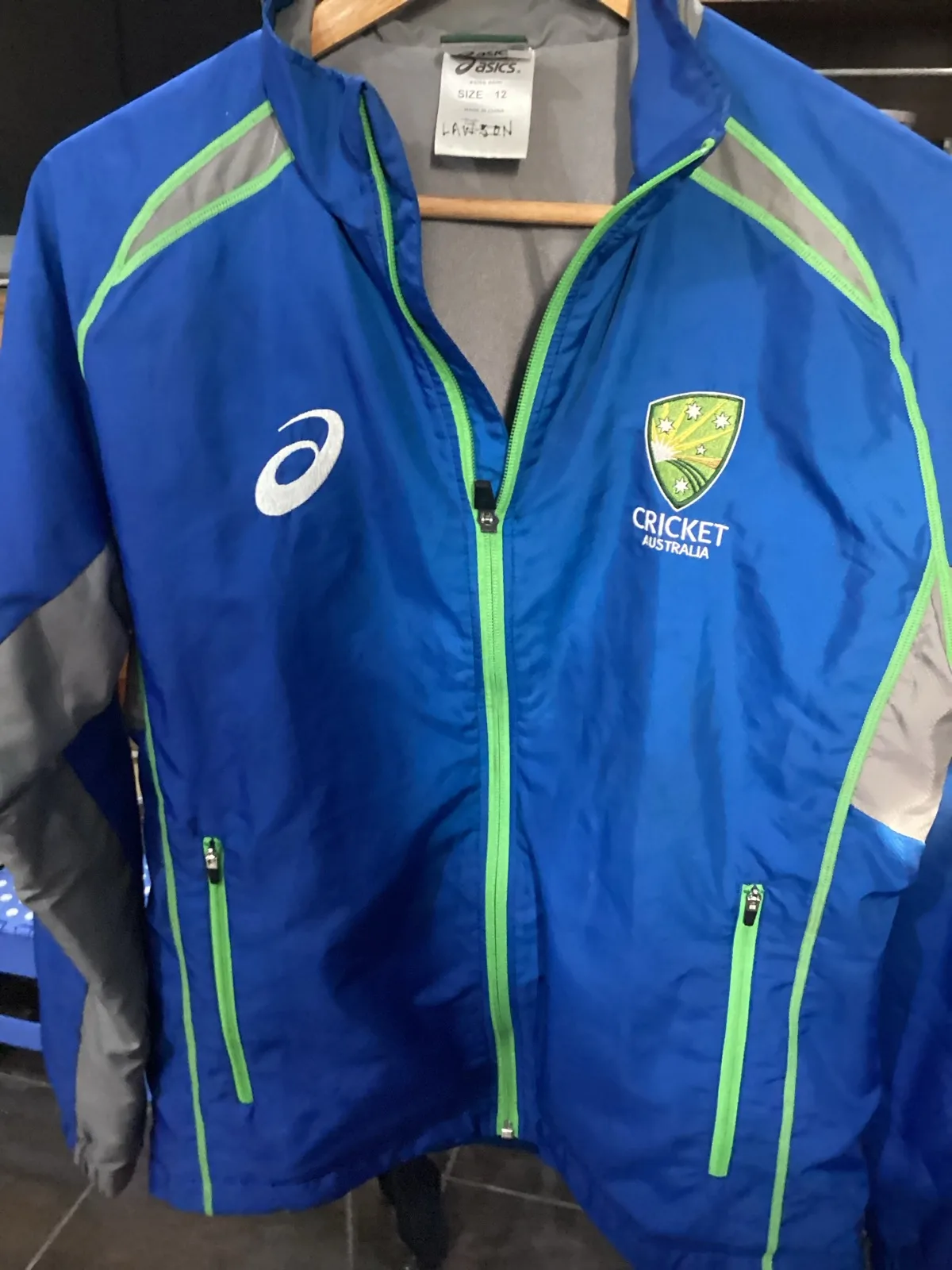 Australian size 12 women’s cricket jacket – photo 3