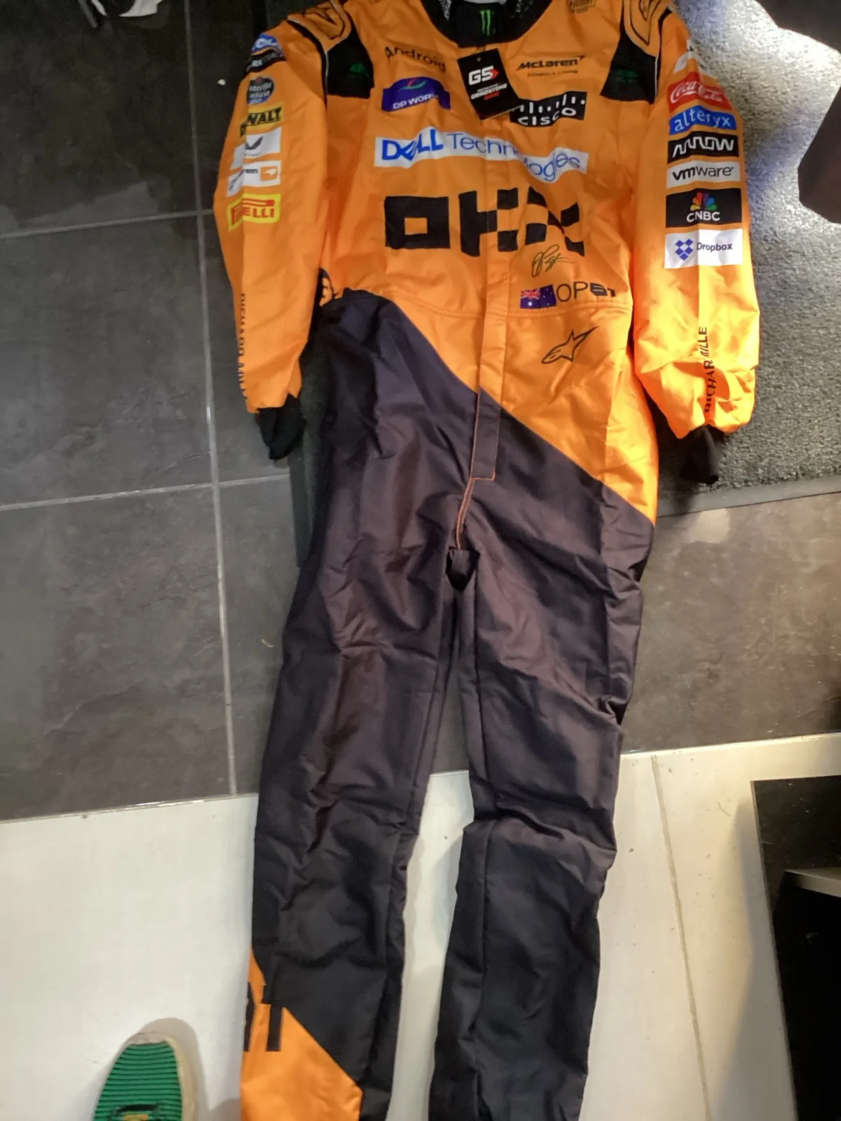 Oscar Piastri autographed replica race suit brand new with tags. – photo 3