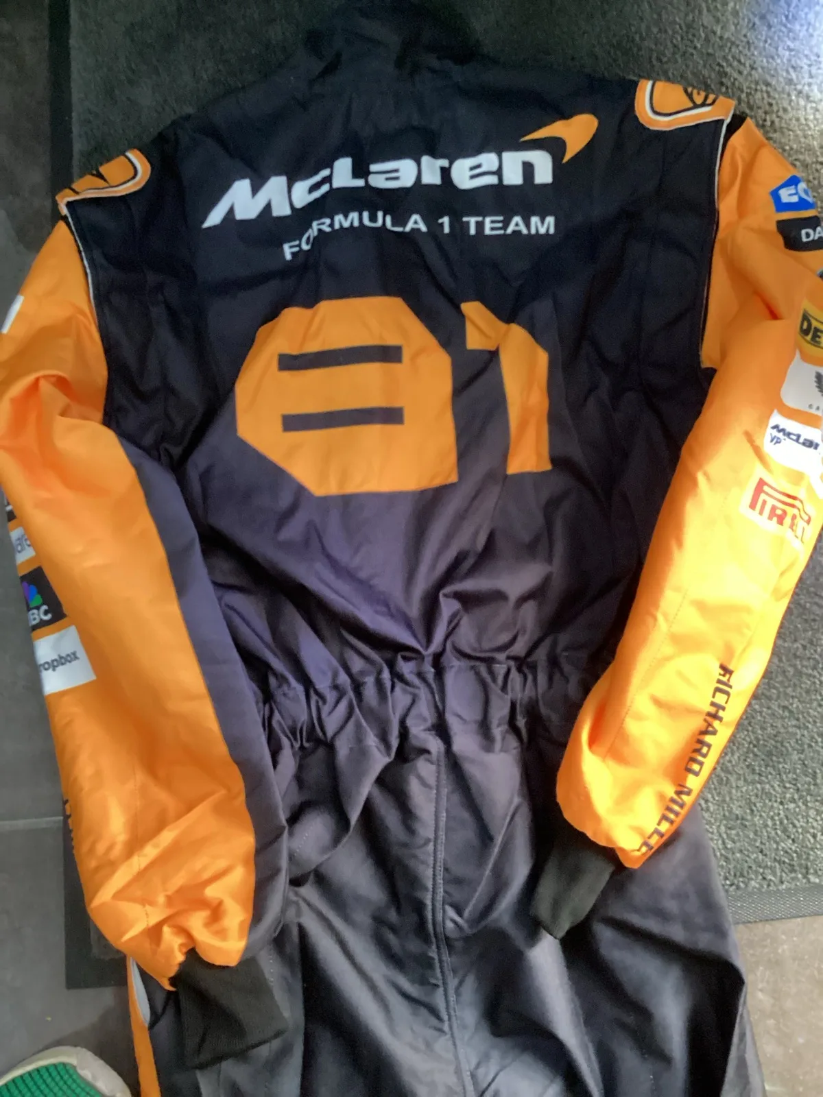 Oscar Piastri autographed replica race suit brand new with tags. – photo 5