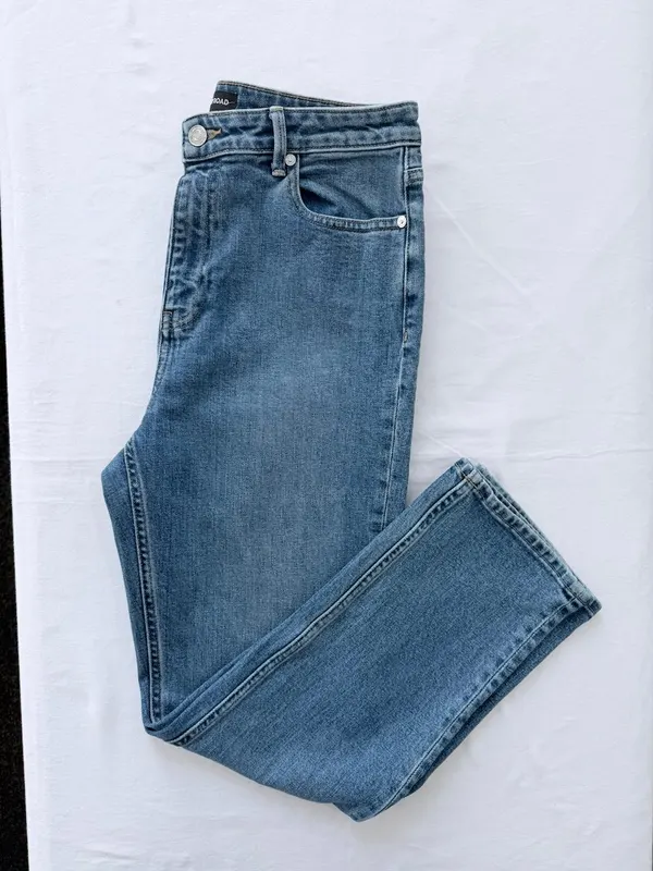 Country Road Slim Leg Jeans | Mid-Wash Blue | Size 11