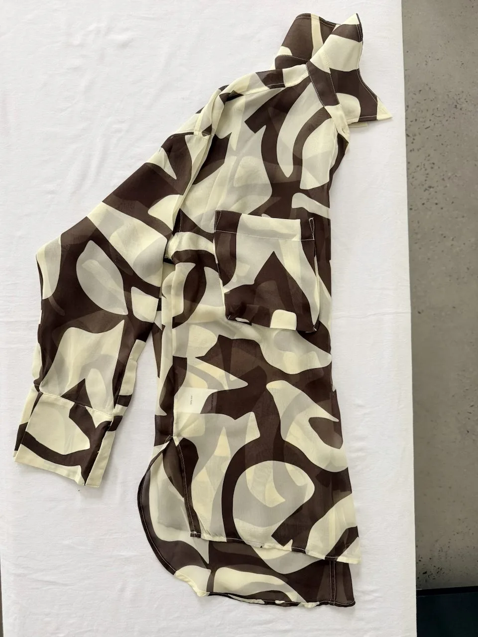 Country Road Silk Chiffon Abstract Print Shirt | Size 10 | NWOT – photo 5
