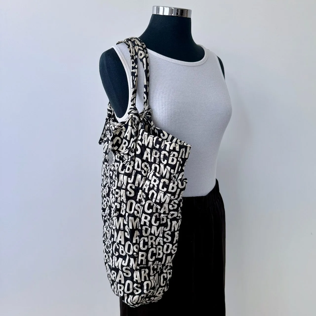 Marc by Marc Jacobs Standard Supply Workwear Oversized Quilted Nylon Tote – photo 4