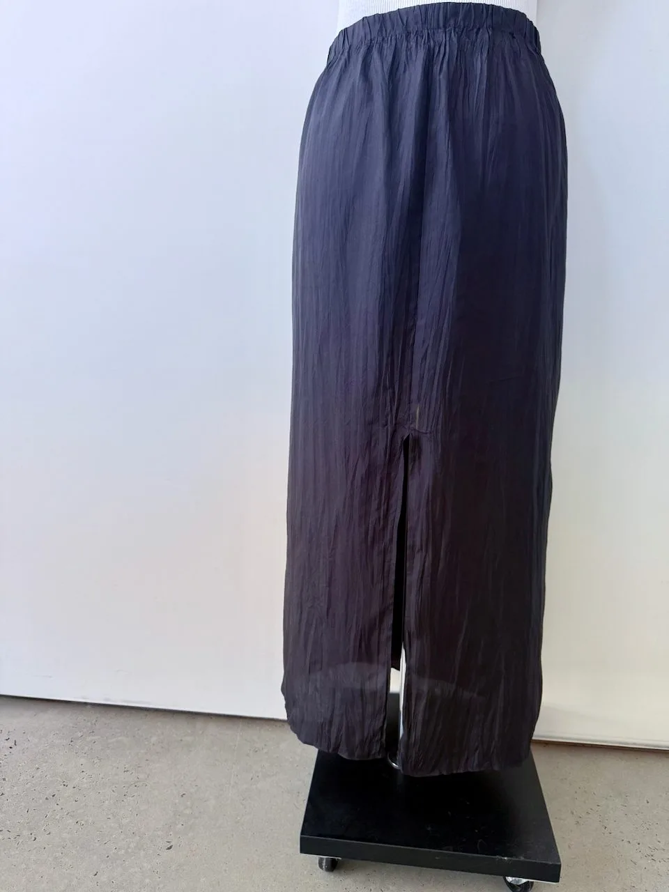 COS Crushed Silk Maxi Skirt | Black | Size 38 / AU10 – photo 4